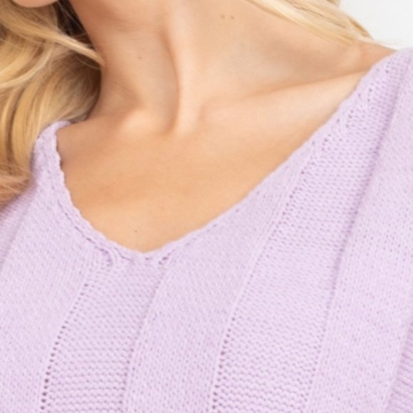 Lavender Purple U-Shaped Cutout Oversized Sweater: Cozy and Stylish Chunky Knit - Picture 5 of 9